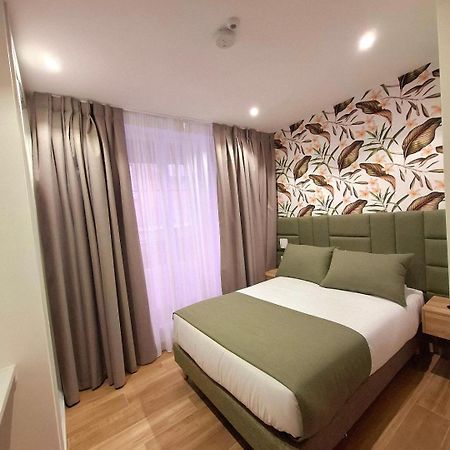 Hostal San Blas Madrid Kültér fotó