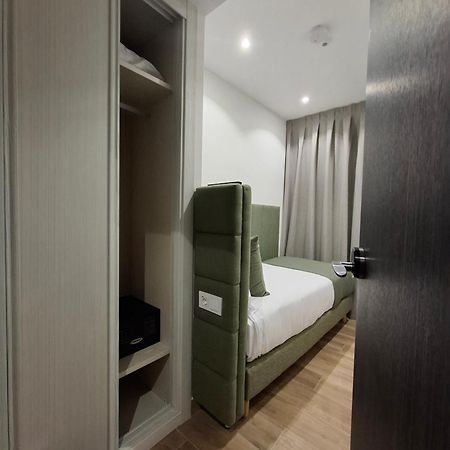 Hostal San Blas Madrid Kültér fotó