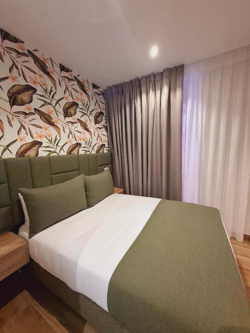 Hostal San Blas Madrid Kültér fotó