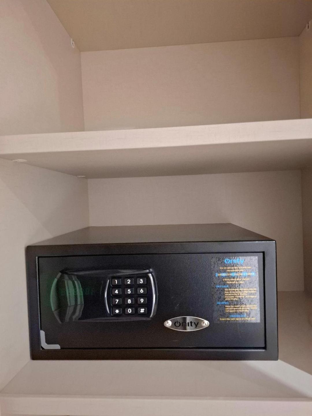 Hostal San Blas Madrid Kültér fotó